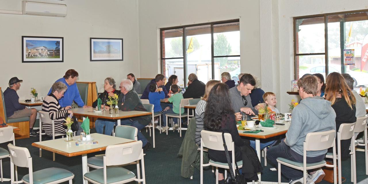 The Wickepin Hotel And Harvest Cafe York Extérieur photo